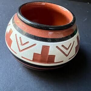 Al Black Tail Deer Sioux Pottery Rapid City Painted Red Clay Pot